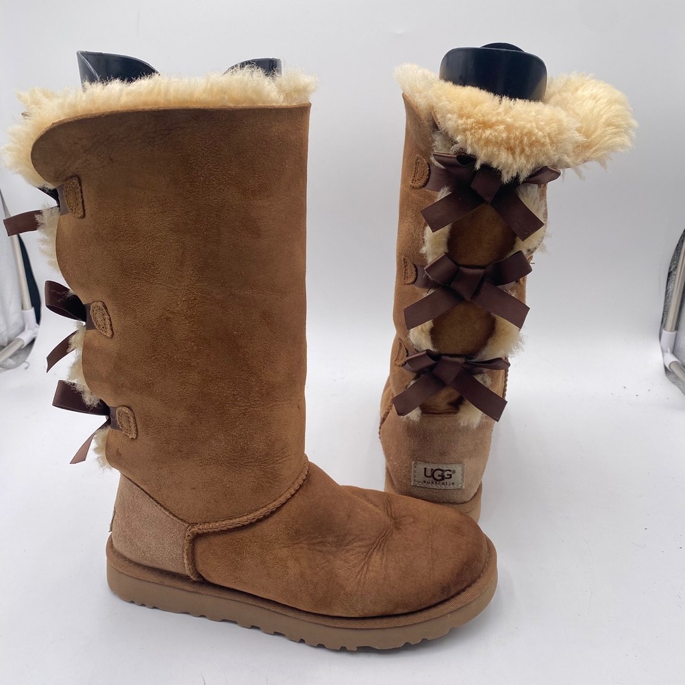 UGG Australia Bailey Bow Tall Boots Women 7 Chestnut Suede Triple Ribbon 1007308